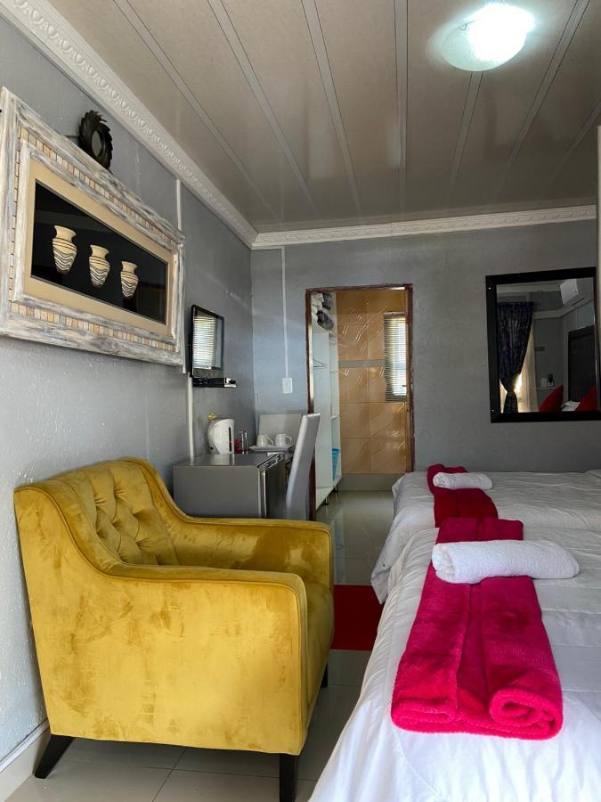 Nsuku Bed And Breakfast Thulamahashi Exterior foto